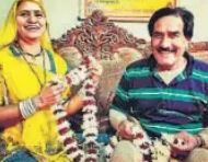 Gulabo Sapera with her husband