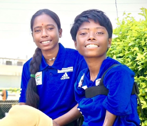 Payal Nag with her sister