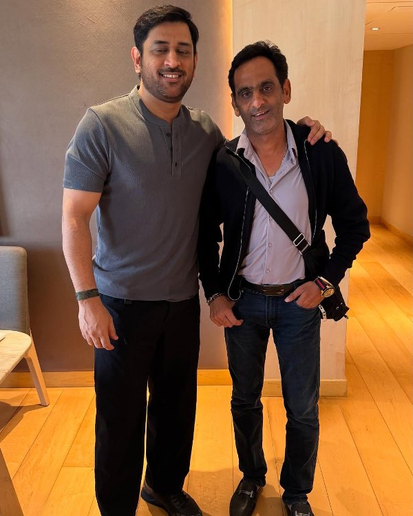 Romi Bhinder with MS Dhoni