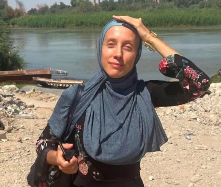 Shelly Kittleson while reporting news