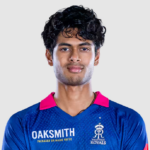 Yash Punja Height, Age, Family, Biography