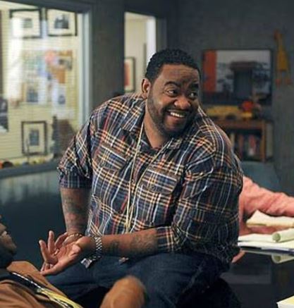 Grizz Chapman as Grizz in the sitcom 30 Rock (2006)