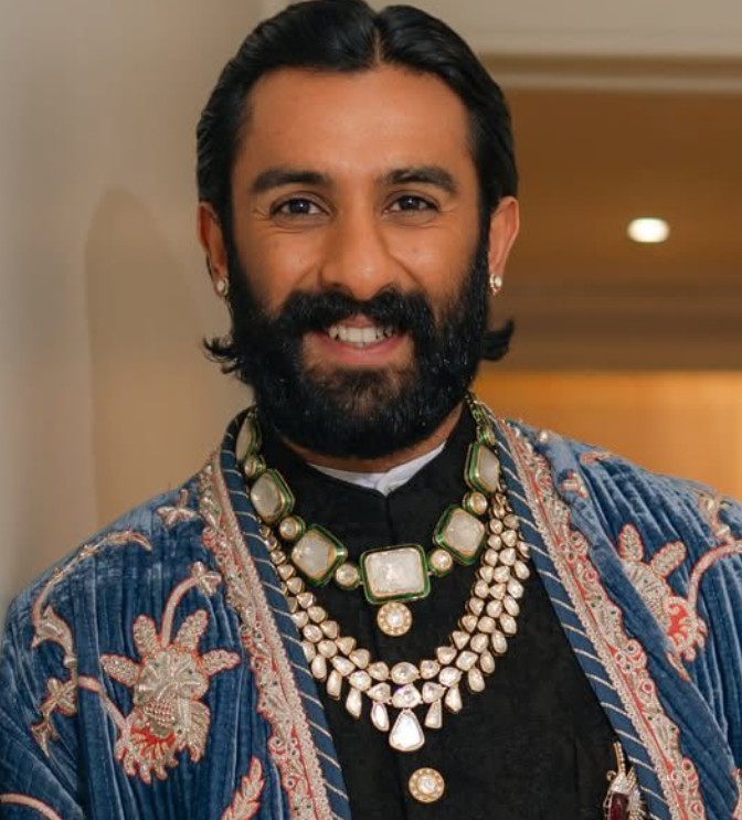 Padmanabh Singh Height, Age, Family, Biography » StarsUnfolded Padmanabh Singh Height, Age, Family, Biography » StarsUnfolded