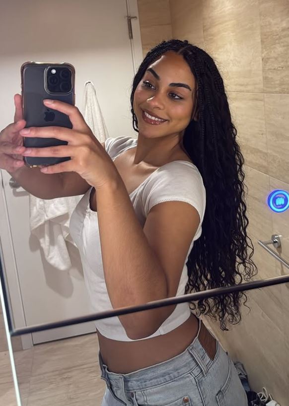 Raina Morris