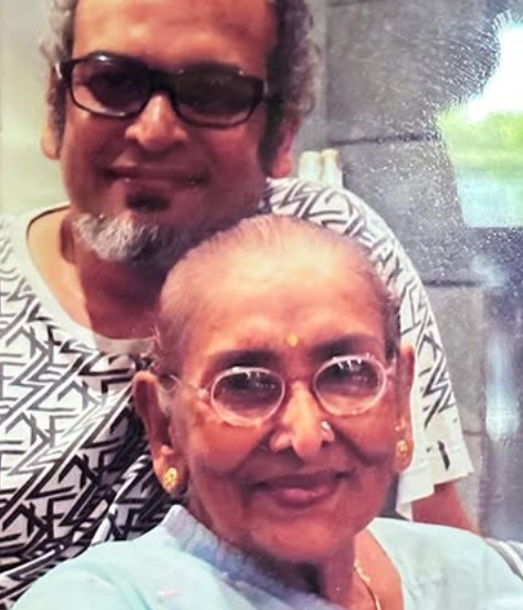 Subodh Gupta with his mother