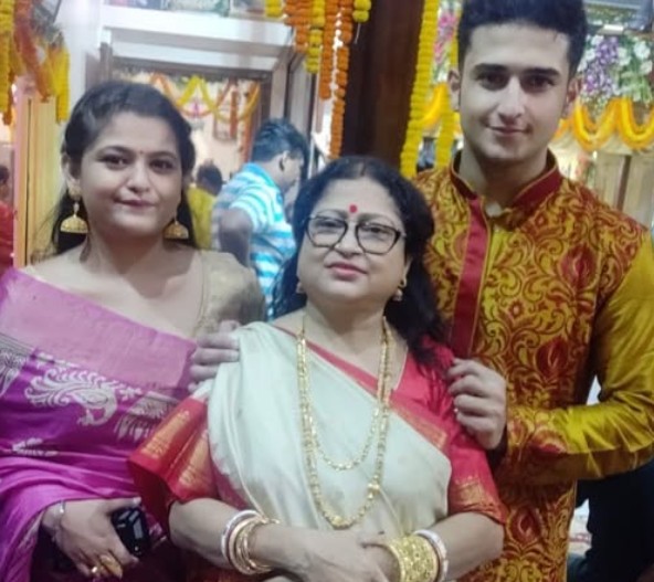 Sujit Bose's wife and children
