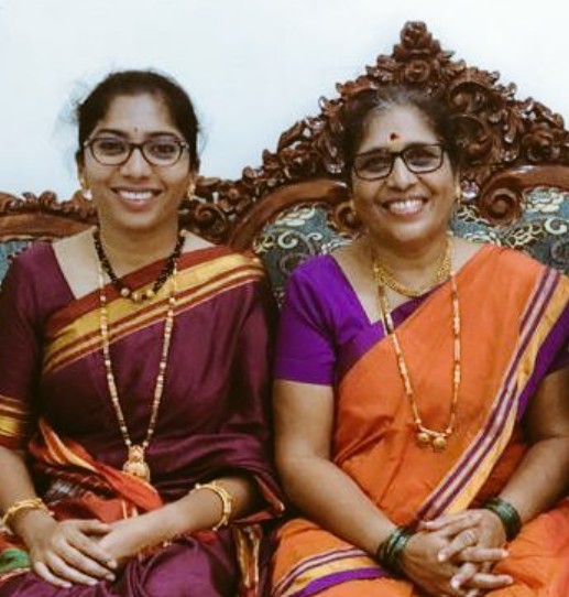 Tejaswi Satpute with her mother