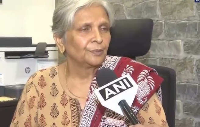 Twisha Sharma Age, Death, Husband, Family, Biography » StarsUnfolded 7 Twisha Sharma's mother-in-law during a media conversation