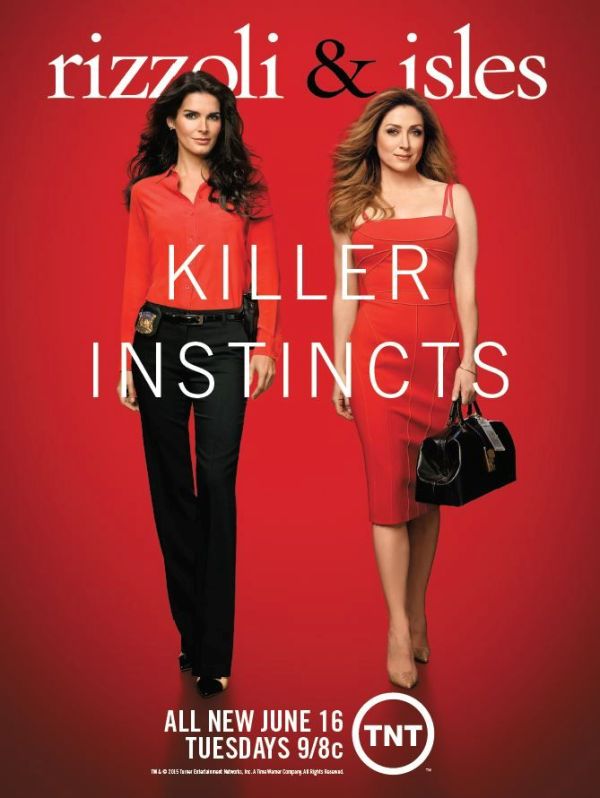 A poster of the series 'Rizzoli & Isles'