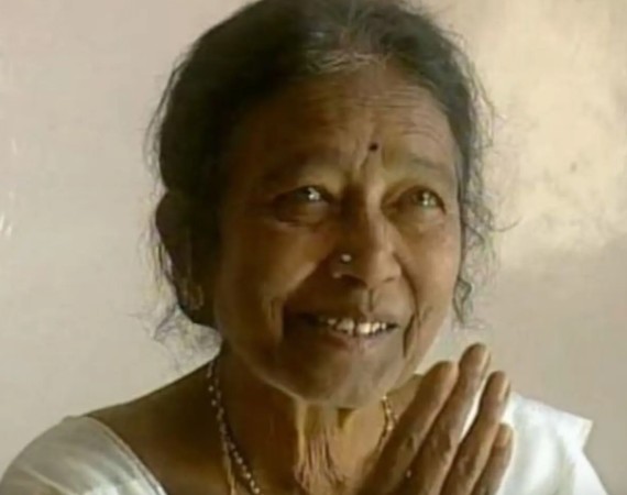 An old picture of Vithabai Narayangaonkar