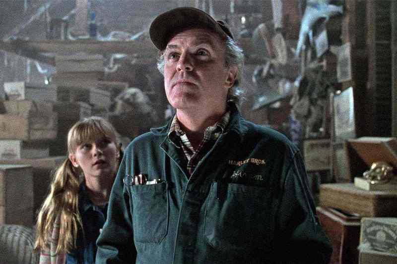 James Handy as an exterminator in a still from the film 'Jumanji' (1995)