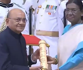 K. R. Palaniswamy while receiving the Padma Bhushan in 150