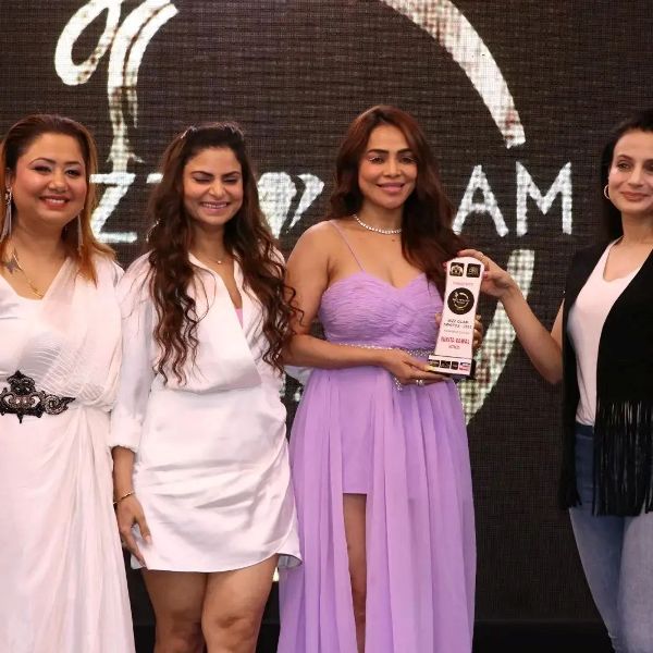 Nikita Rawal after winning an award at the 2023 Bizz Glam Awards