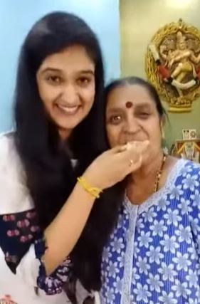 Roopika with her mother