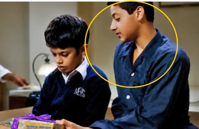 Sachet Engineer in a still from the film Taare Zameen Par (2007)