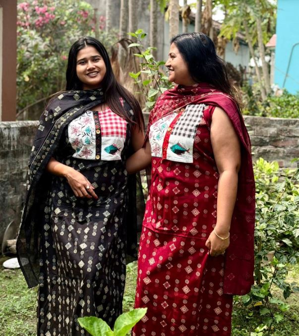 Sayoni Chakraborty with her mother