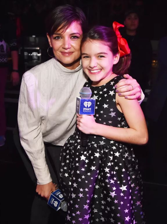 A childhood picture of Suri Noelle with her mother