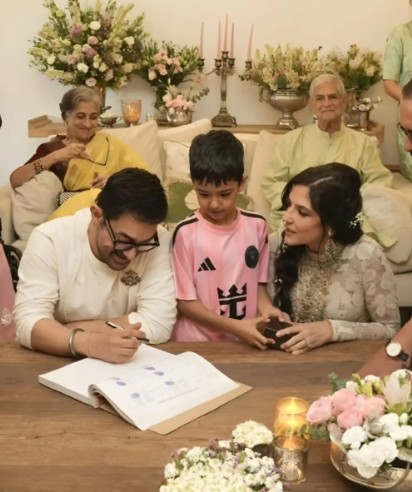 Aamir Khan and Gauri Spratt on their wedding day