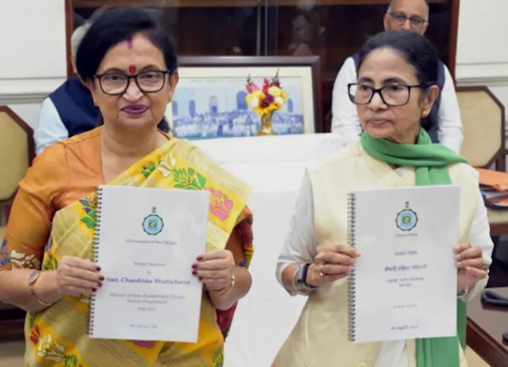 Chandrima Bhattacharya (left) with Mamata Banerjee (right)