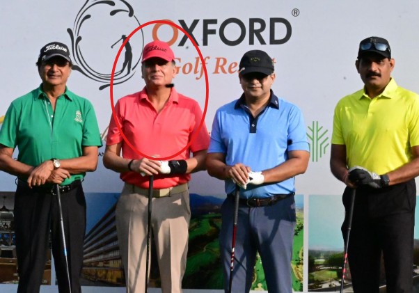 Dhiraj Seth Age, Wife, Children, Family, Biography » StarsUnfolded 5 Dhiraj Seth posing after a golf session