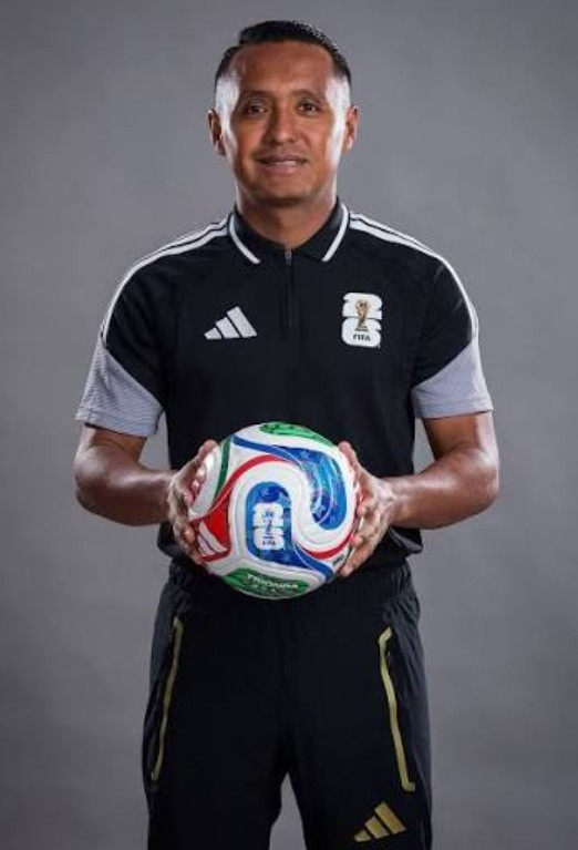 Iván Barton