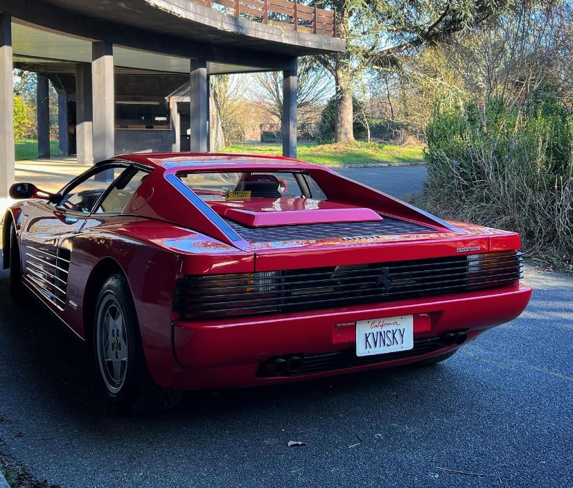 Kavinsky's Ferraro Testaross car