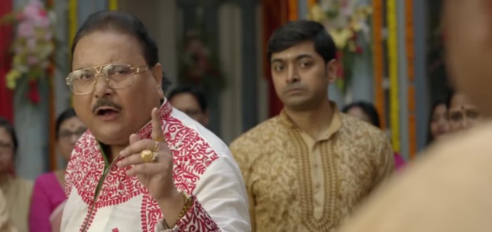 Madan Mitra Age, Wife, Children, Family, Biography » StarsUnfolded 11 Madan Mitra in a still from a Bengali film