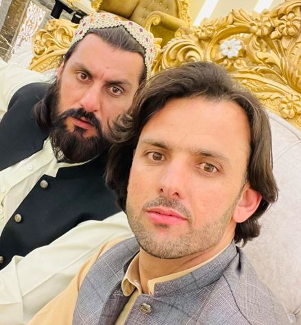 Shapoor Zadran (left) with his brother