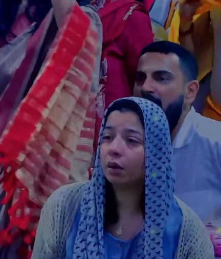 Shekhar Chaudhary with Jasmine Sandlas during a tour to a religious place