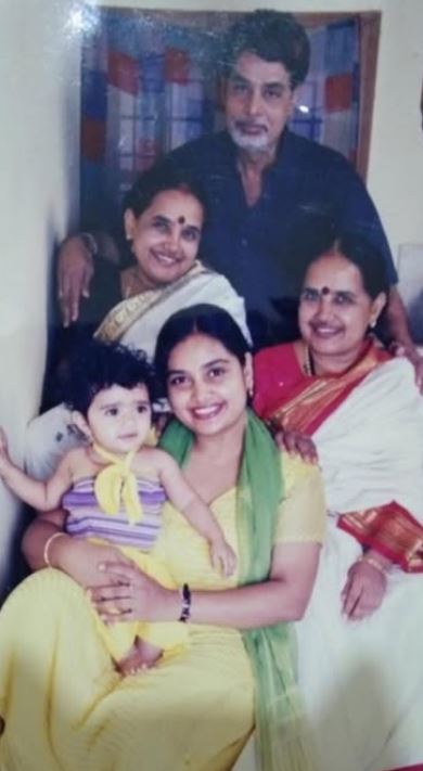 Shruthi Krishna with her father, both mothers and her daughter