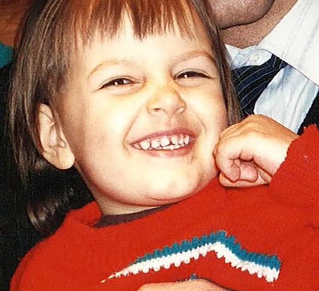 A childhood picture of Oksana Voevodina
