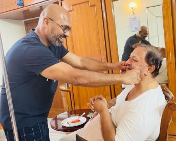 Arvind Dharmapuri with his father