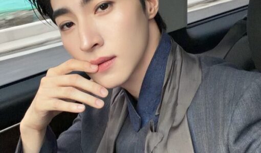 Blue Pongtiwat