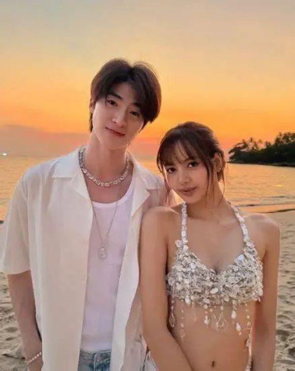 Blue Pongtiwat with Lisa (BLACKPINK)