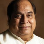 D. Y. Patil Age, Death, Wife, Children, Family, Biography