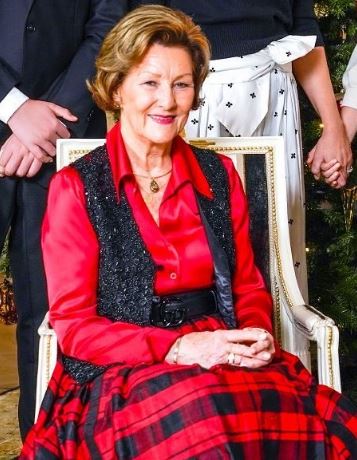 Haakon VIII's mother