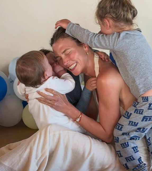 Karlie Kloss with her kids