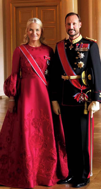 Haakon VIII with his wife