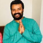 Shobhinaw Satyaa Family, Biography