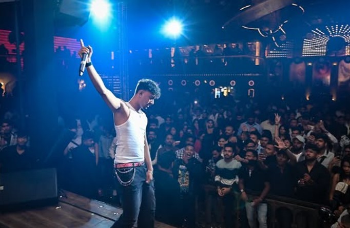 YUNG DSA performing during a live show